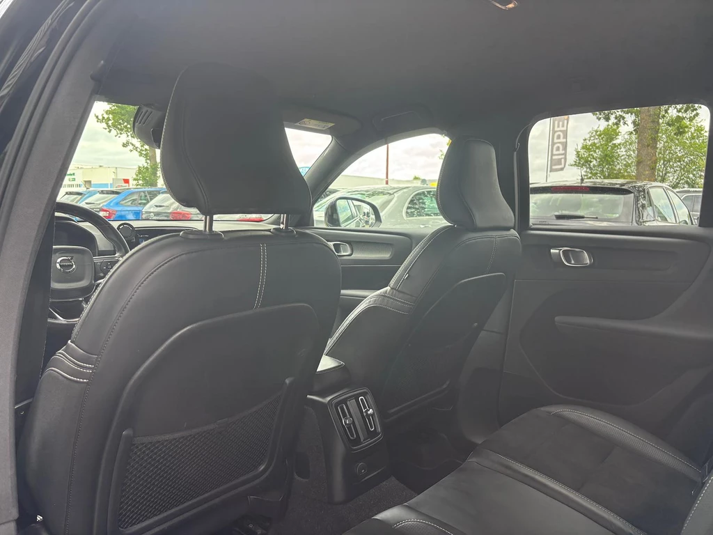 Volvo XC40 – foto 26