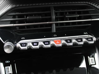 Peugeot 208 – thumbnail 23