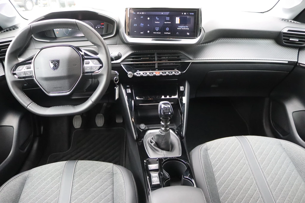 Peugeot 208 – foto 11