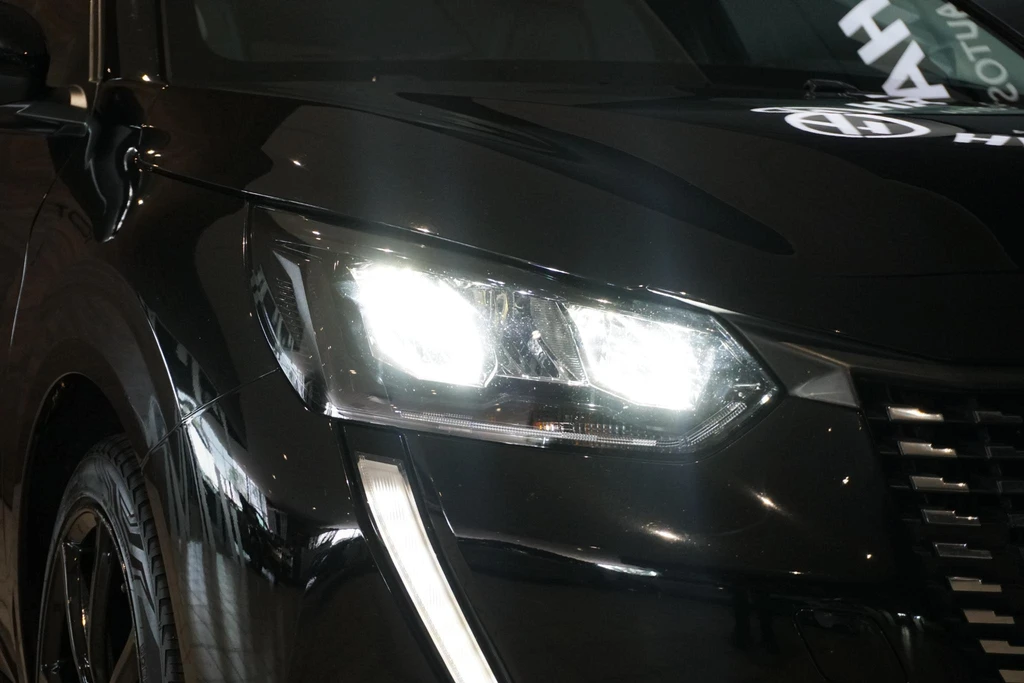 Peugeot 208 – foto 48