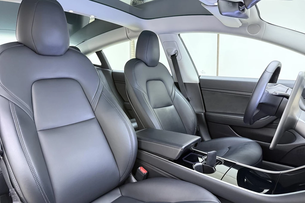 Tesla Model 3 – foto 14