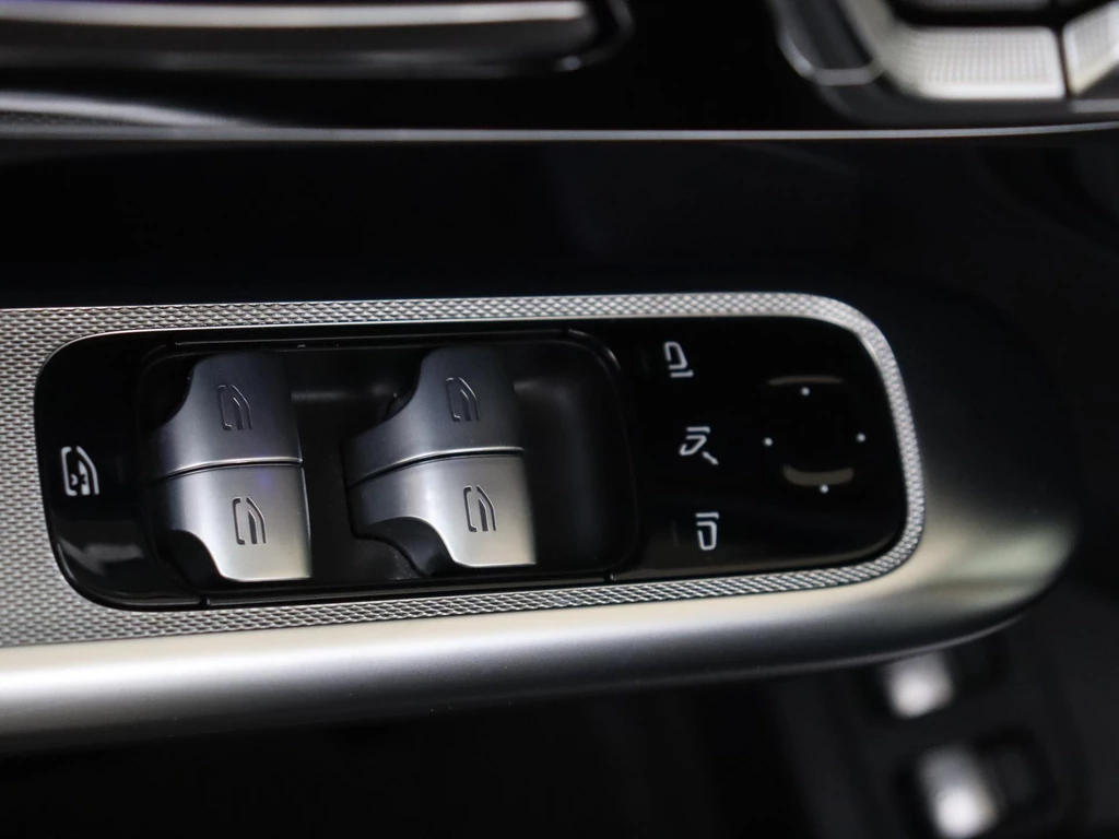 Mercedes-Benz GLC – foto 26
