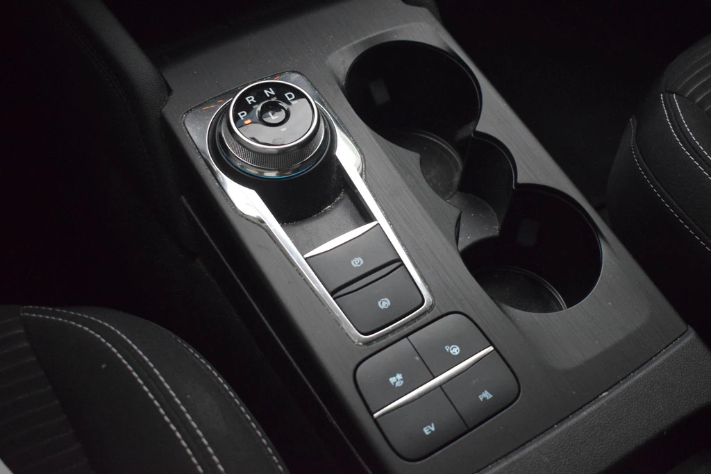 Ford Kuga – foto 25