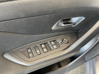 Peugeot 308 – thumbnail 10