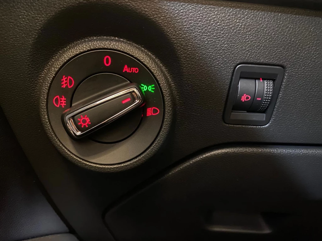 SEAT Leon – foto 19