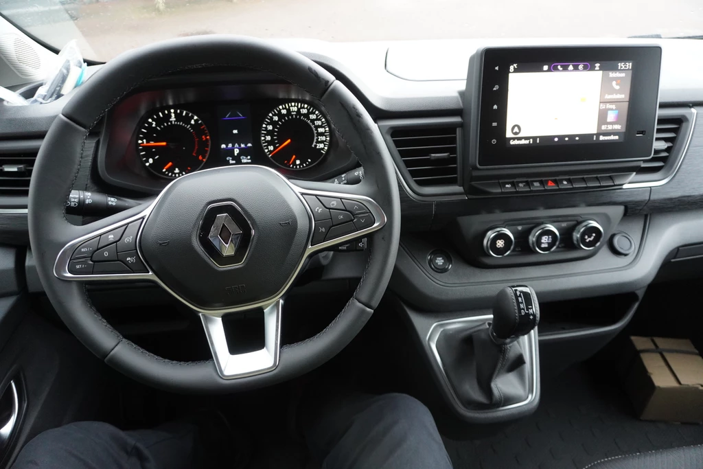 Renault Trafic – foto 20