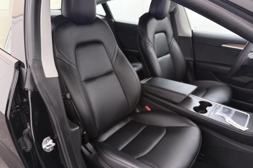 Tesla Model 3 – foto 14