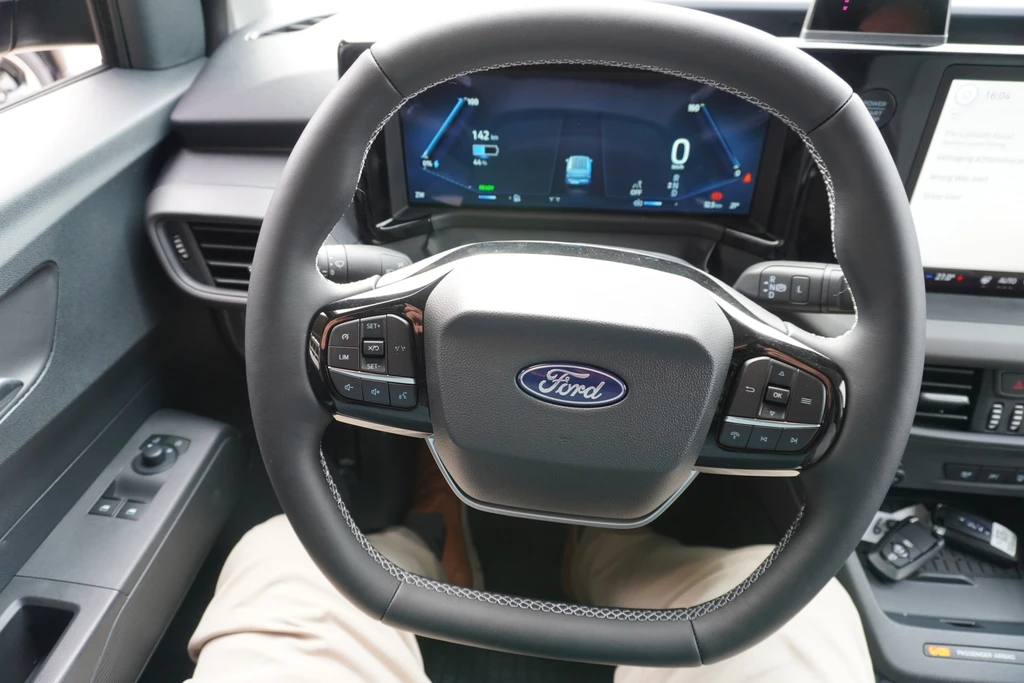 Ford E-Transit Courier – foto 15
