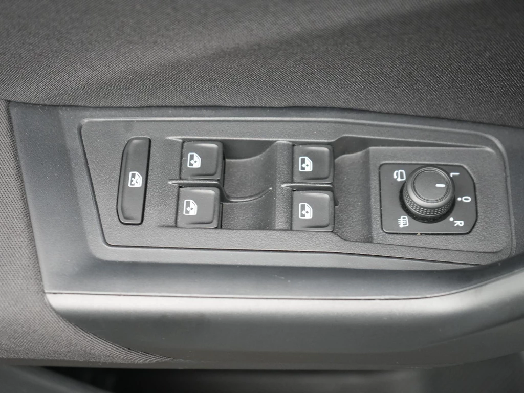 Volkswagen T-Roc – foto 32