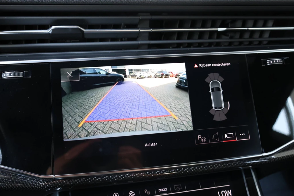 Audi Q8 – foto 18