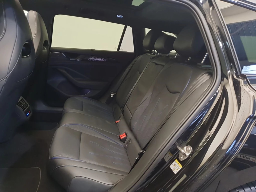 Volkswagen Passat – foto 24