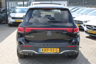 Mercedes-Benz EQB – thumbnail 3