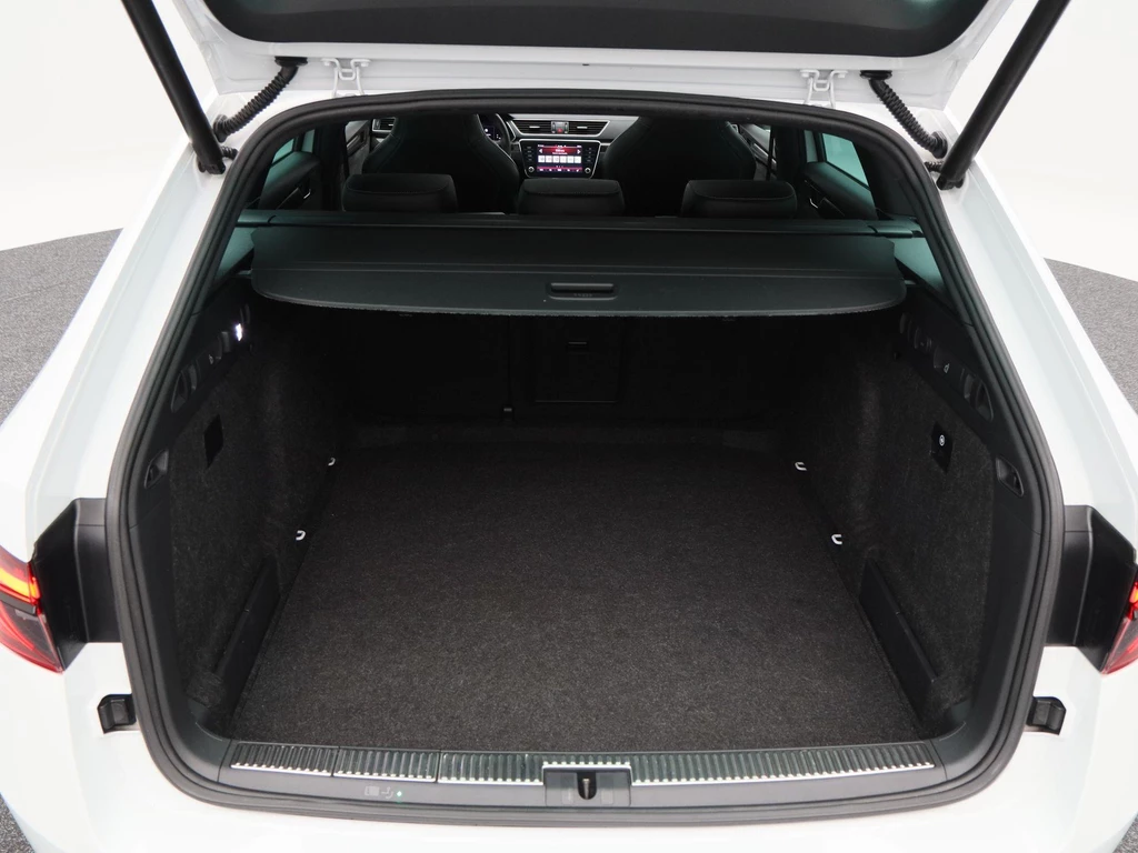 Škoda Superb – foto 17
