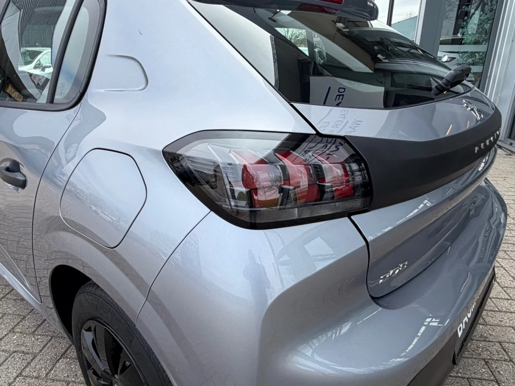 Peugeot 208 – foto 8