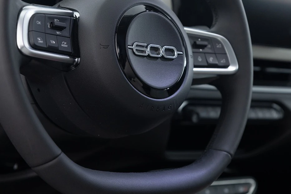 Fiat 600e – foto 14