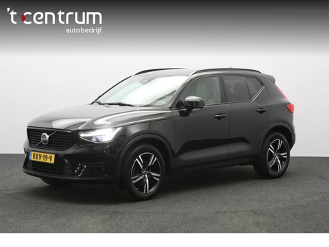 Volvo XC40 2.0 B3 164 PK Plus Dark, Harman/Kardon, Leder, Trekhaak, Memory, Camera