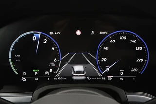 Volkswagen Touareg – thumbnail 17
