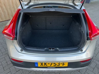 Volvo V40 – thumbnail 22