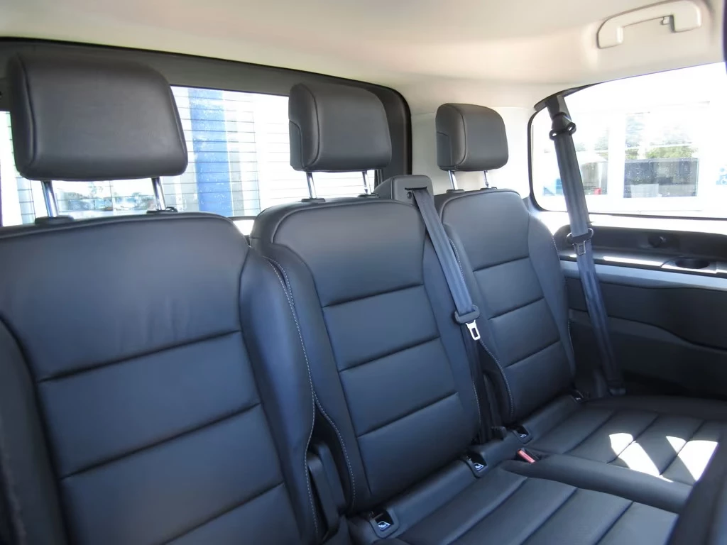 Peugeot e-Traveller – foto 14