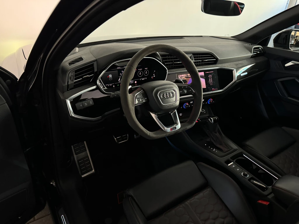 Audi RSQ3 – foto 11