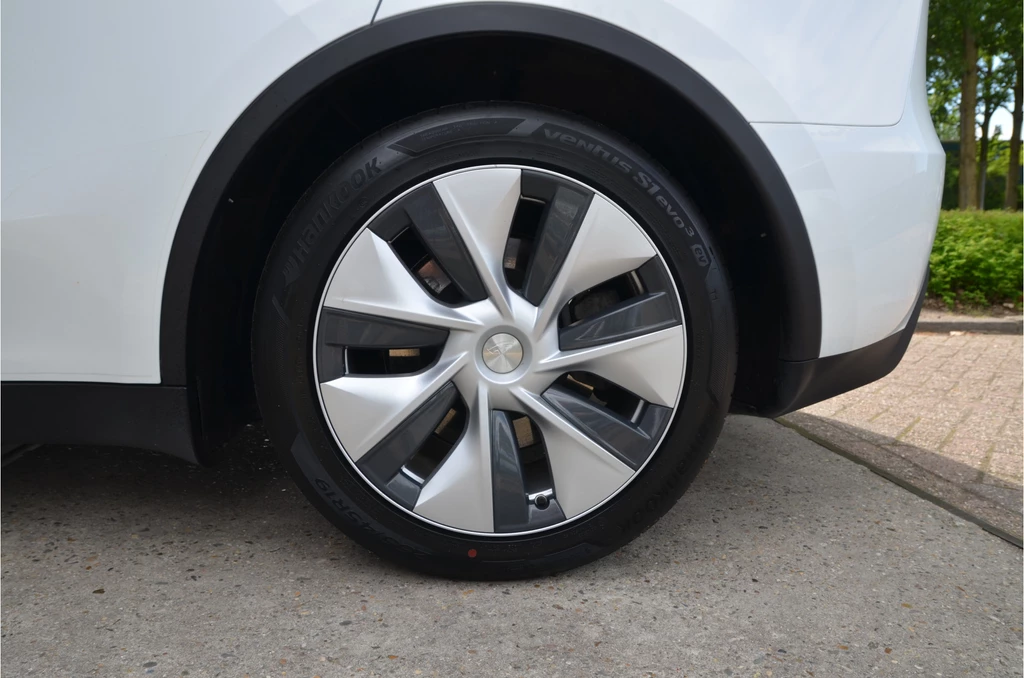 Tesla Model Y – foto 34