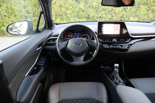 Toyota C-HR – thumbnail 30