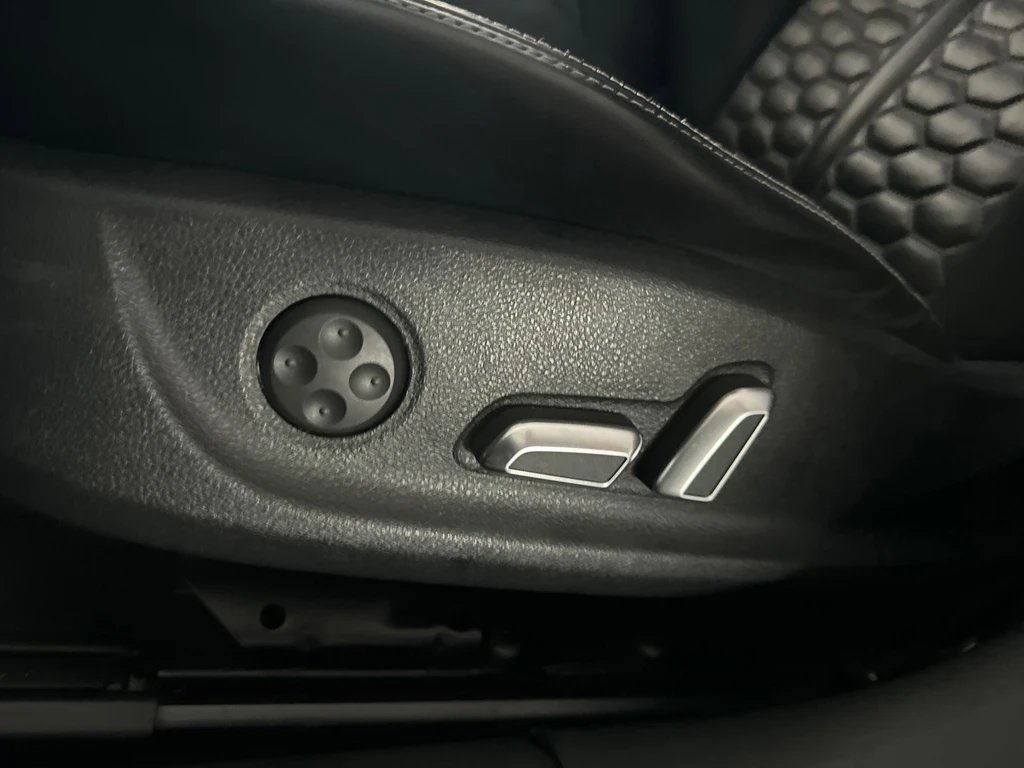 Audi RS6 – foto 12