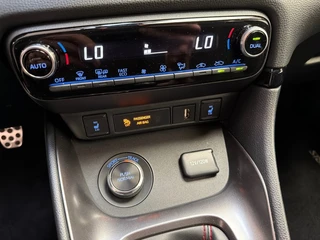 Toyota Yaris – thumbnail 23