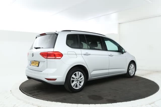 Volkswagen Touran – thumbnail 4