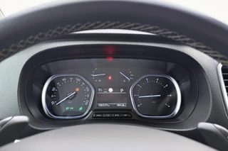 Opel Vivaro – thumbnail 33