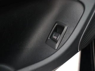 BMW i4 – thumbnail 46