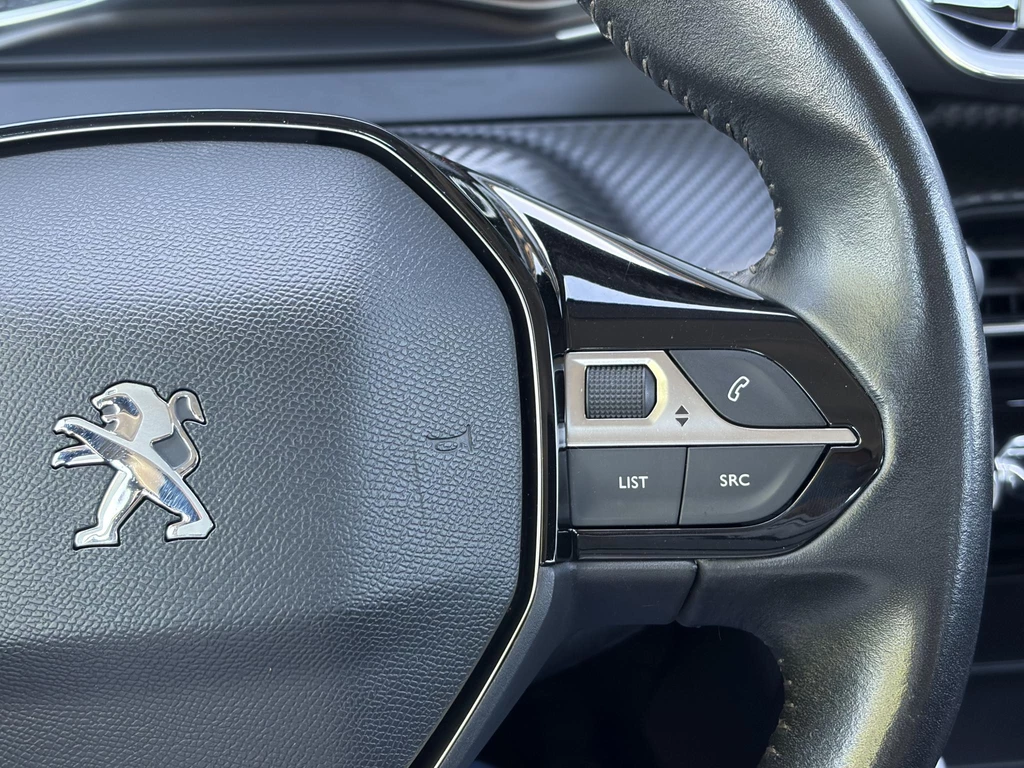 Peugeot 208 – foto 22
