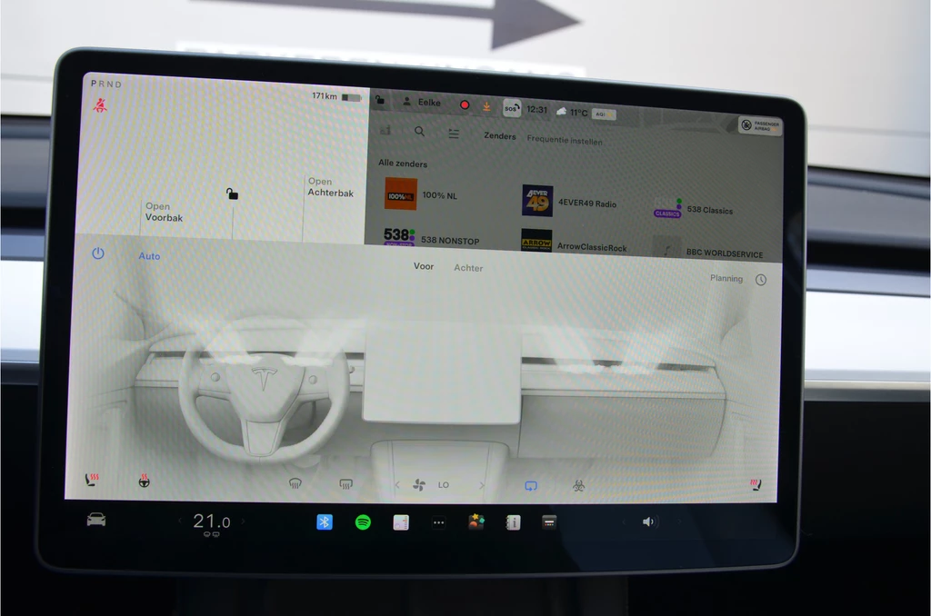 Tesla Model Y – foto 17