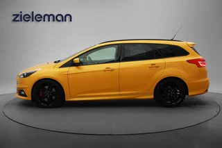Ford Focus – thumbnail 2
