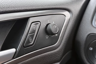 Volkswagen e-Golf – thumbnail 18