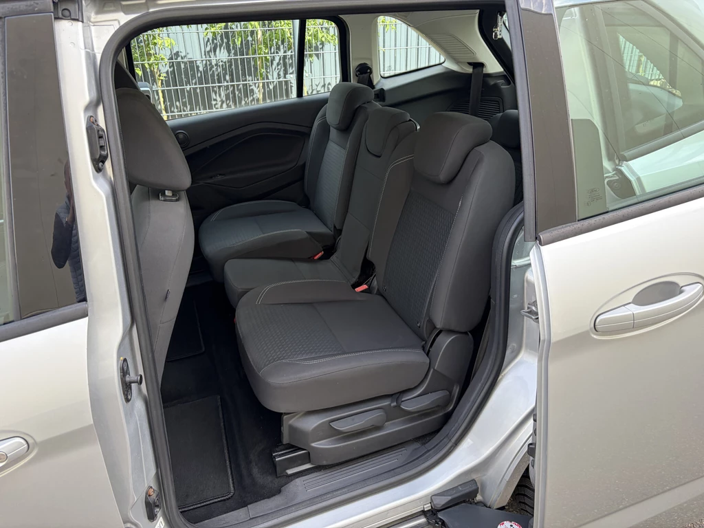 Ford Grand C-Max – foto 11