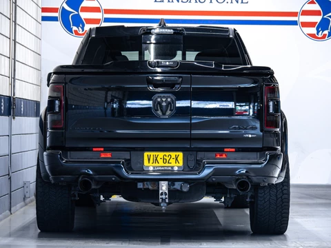 Dodge Ram 1500 5.7 V8 4x4 Crew Cab Limited Night | Widebody| 22" wielenset