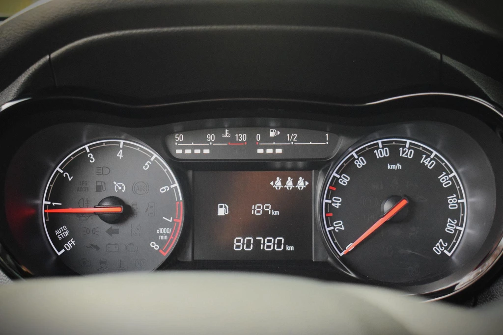 Opel KARL – foto 21