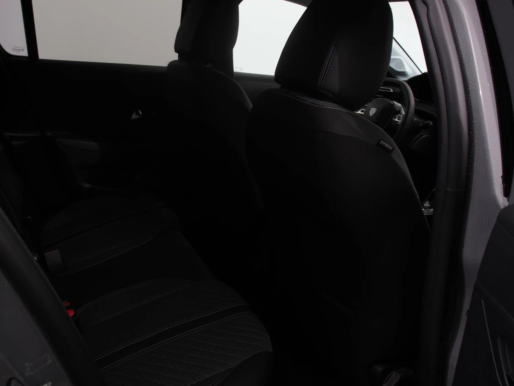 Peugeot e-208 – foto 13
