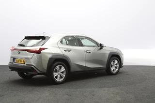 Lexus UX – thumbnail 6