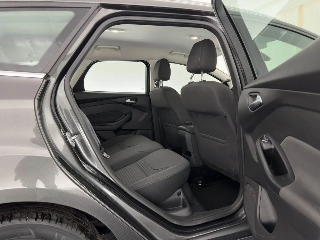Ford Focus – foto 12