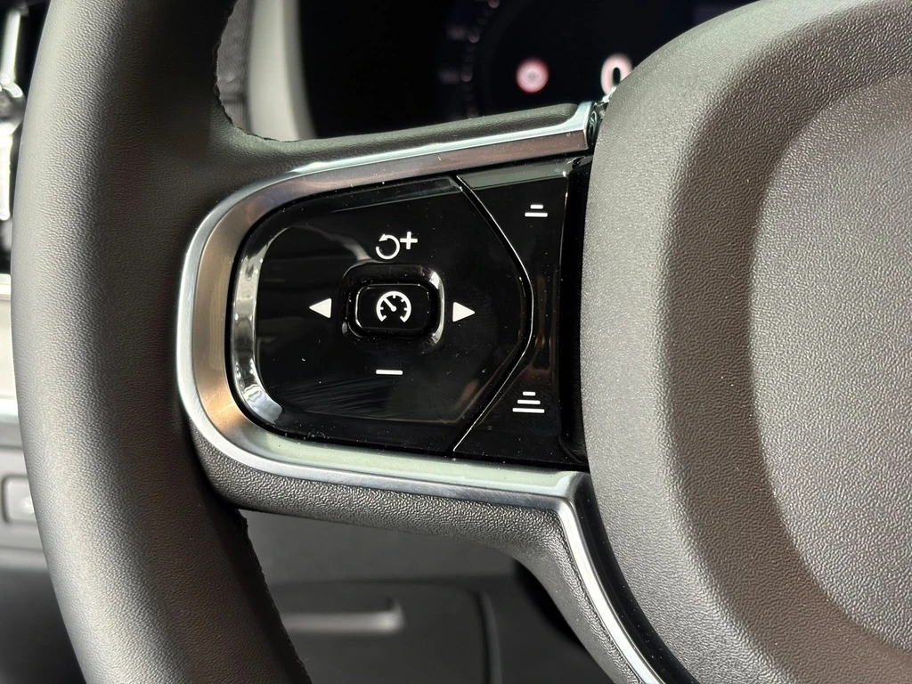 Volvo XC90 – foto 31