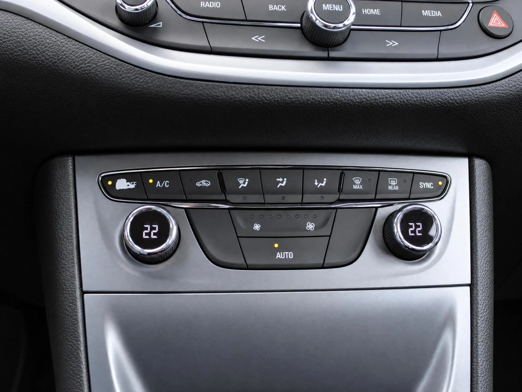Opel Astra – foto 20