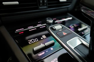 Porsche Cayenne – thumbnail 52