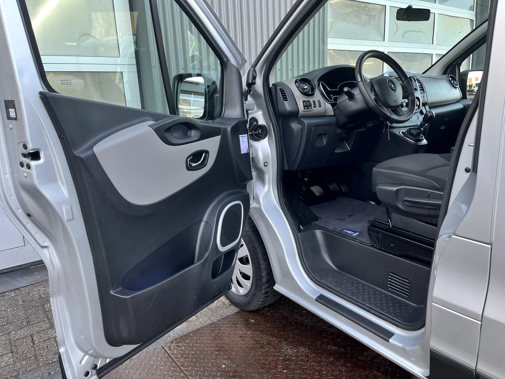 Renault Trafic – foto 11