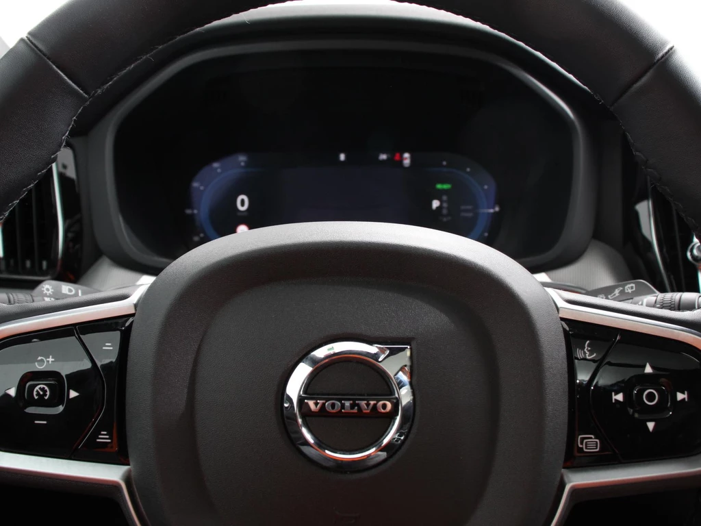 Volvo XC60 – foto 15