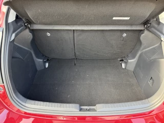 Toyota Yaris – thumbnail 33