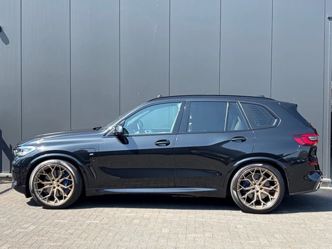 BMW X5 xDrive45e M Sport Pano Comf.stoel HUD ACC Carplay Sfeerlicht Trekhaak