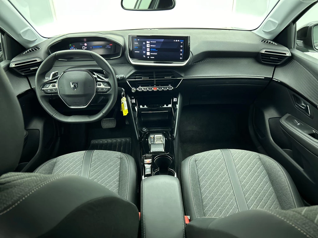 Peugeot 208 – foto 7