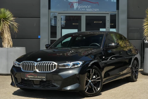 BMW 3 Serie 330e M Sport High Executive 292pk Navigatie/HUD/360Camera
